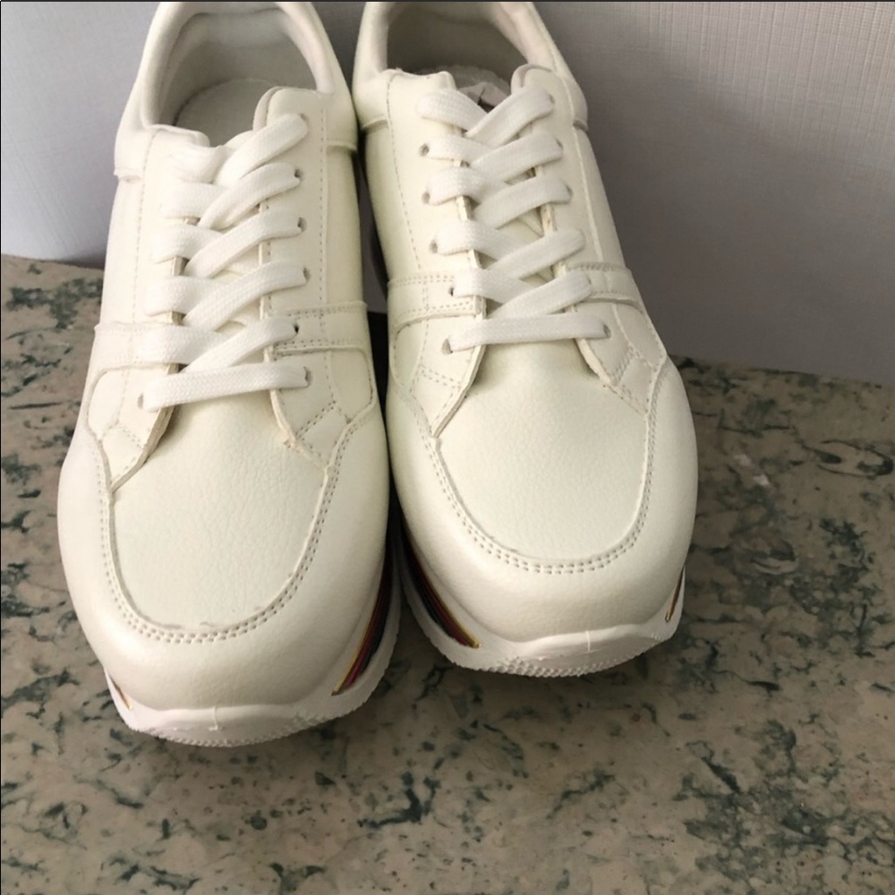 NWT Qupid Tampa Lace Up Women Sneakers Size 6 - Picture 5 of 7